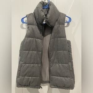 Old Navy Women’s Puffer Vest XS Heather Gray Quilted Zip Up Casual Outerwear
